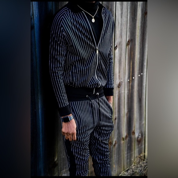 Men's 2pc Luxury Sweatpants Tracksuit set( Please Review Size Chart) - Picture 4 of 8